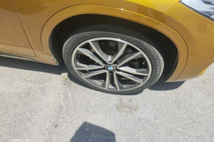 Used BMW X2 2020 xDrive25i M Sport Package Right Front Wheel Hub