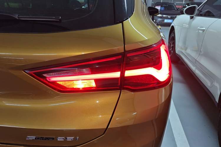 Used BMW X2 2020 sDrive25i Leading Model M Sport Package Right Rear Taillight