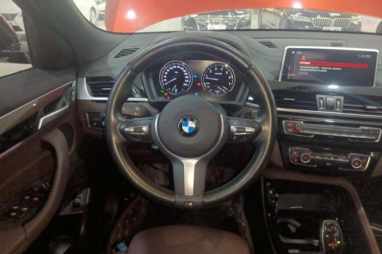 Used BMW X2 2020 sDrive25i Leading Model M Sport Package Steering Wheel