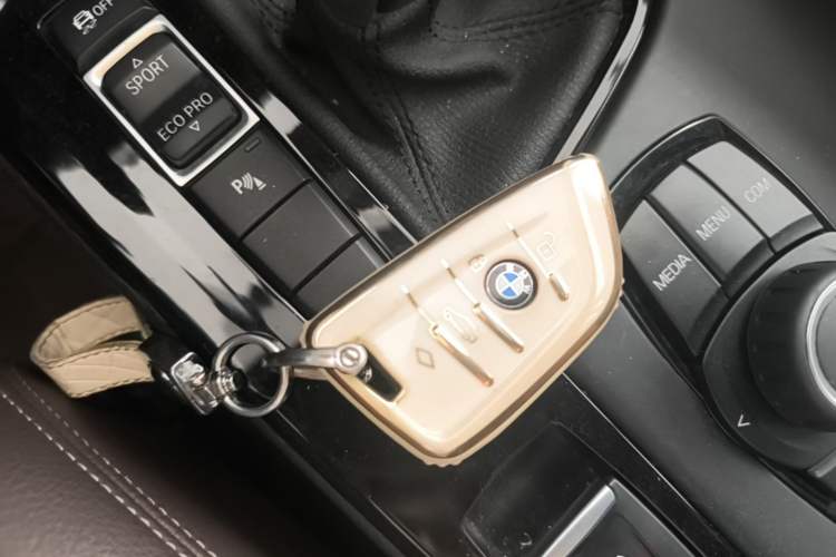 Used BMW X2 2020 sDrive25i Leading Model M Sport Package Vehicle Key
