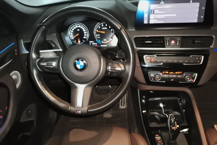 Used BMW X2 2021 Restyled sDrive25i Sharp Edition Steering Wheel