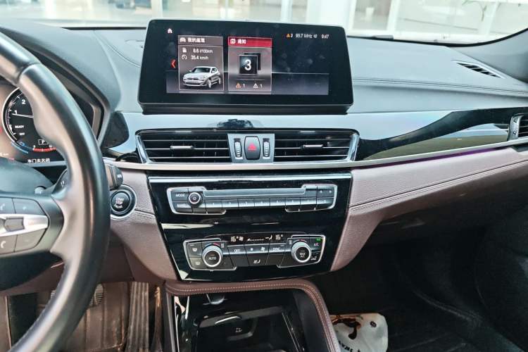 Used BMW X2 2021 sDrive25i M Sport Package Audio And AC Panel