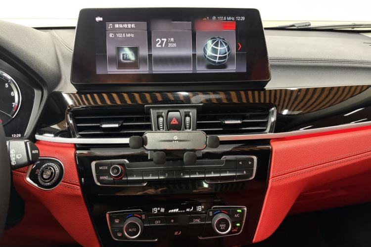 Used BMW X2 2021 Restyled sDrive25i M Sport Package Audio And AC Panel