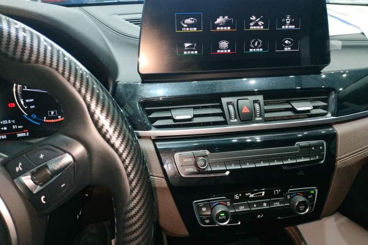 Used BMW X2 2021 Restyled sDrive25i M Sport Package Audio And AC Panel