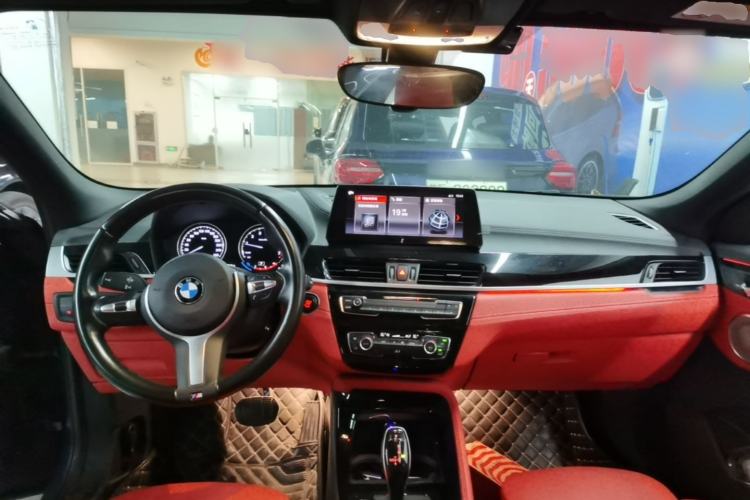 Used BMW X2 2021 sDrive25i Leading Model M Sport Package Center Console