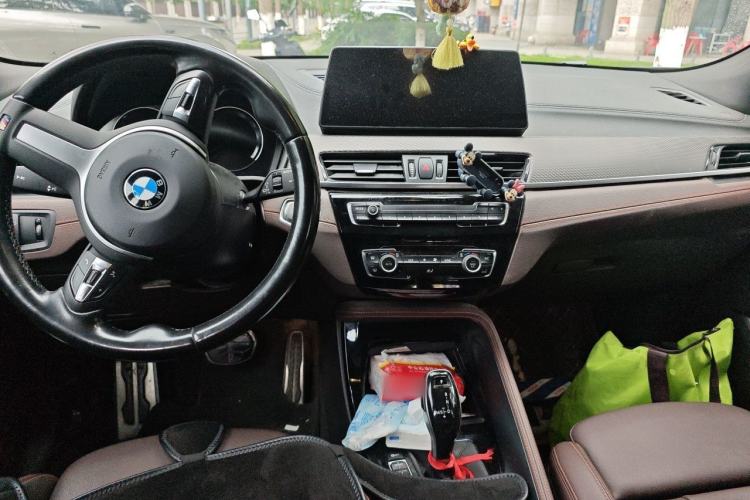 Used BMW X2 2021 Restyled sDrive25i Midnight Edition Center Console