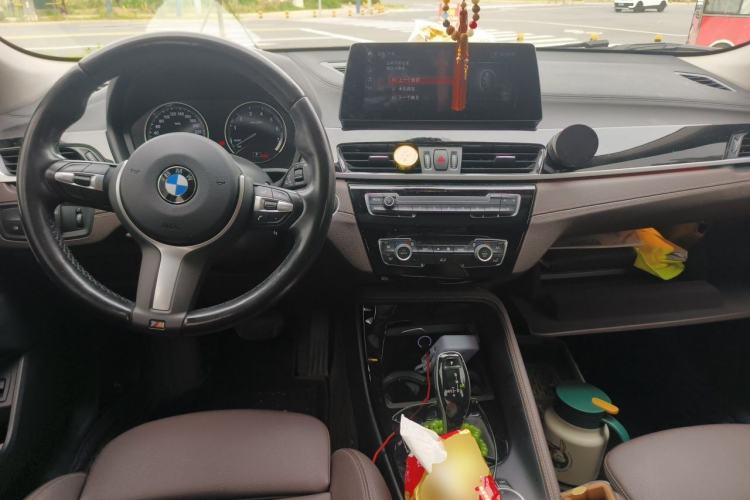 Used BMW X2 2021 sDrive25i Leading Model M Off-Road Package Center Console