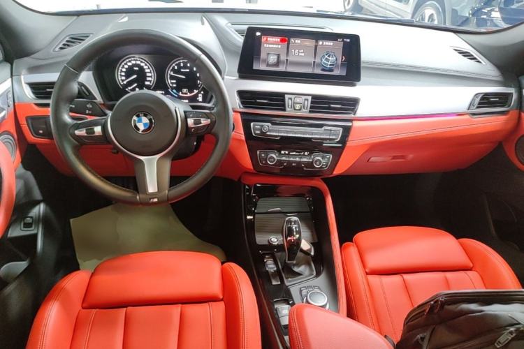 Used BMW X2 2021 sDrive25i Luxury Model with M Sport Package Center Console