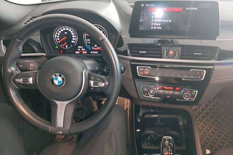 Used BMW X2 2021 sDrive25i Leading Model M Sport Package Center Console