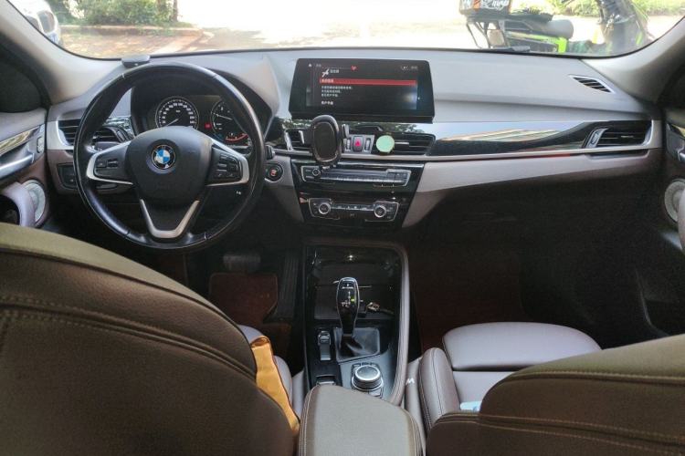 Used BMW X2 2021 sDrive20i M Sport Package Center Console