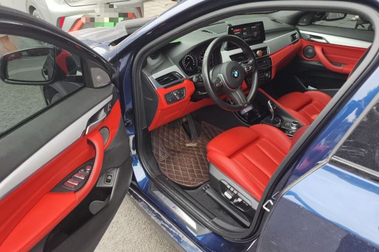 Used BMW X2 2021 sDrive25i Luxury Model with M Sport Package Driver Seat