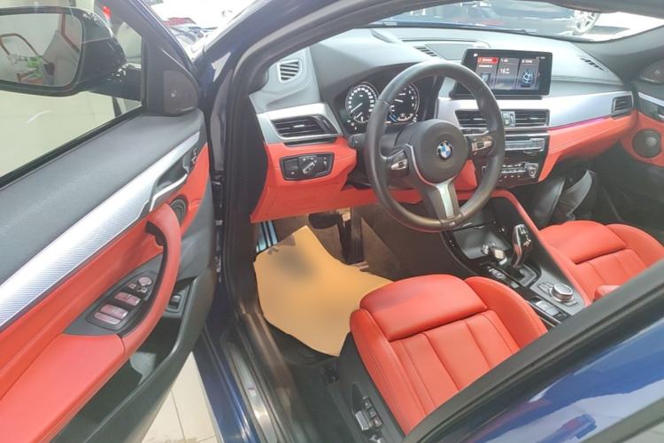 Used BMW X2 2021 sDrive25i Luxury Model with M Sport Package Driver Seat