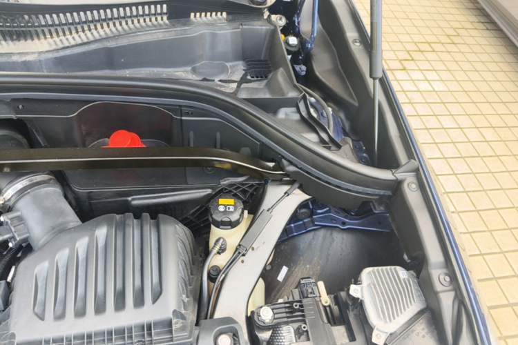 Used BMW X2 2021 Restyled sDrive25i M Sport Package Engine Bay Left