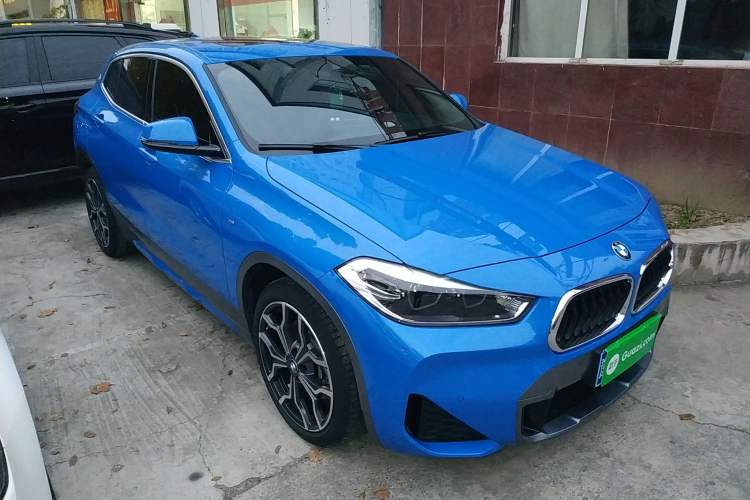 Used BMW X2 2021 sDrive25i Luxury M Sport Package Front Right 45 Deg