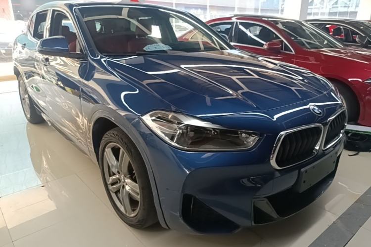 Used BMW X2 2021 sDrive25i M Sport Package Front Right 45 Deg