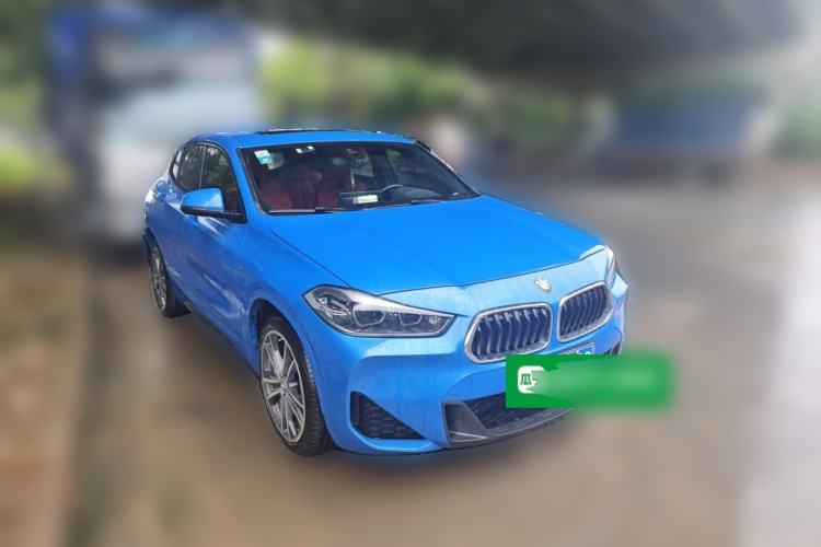 Used BMW X2 2021 sDrive25i Luxury Model with M Sport Package Front Right 45 Deg