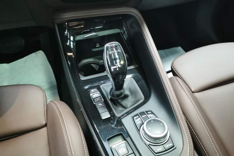 Used BMW X2 2021 Restyled sDrive25i M Sport Package Gear Lever