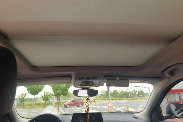 Used BMW X2 2021 sDrive25i Leading Model M Off-Road Package Headliner