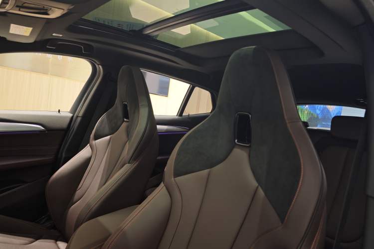 Used BMW X2 2021 Restyled sDrive25i Midnight Edition Headliner