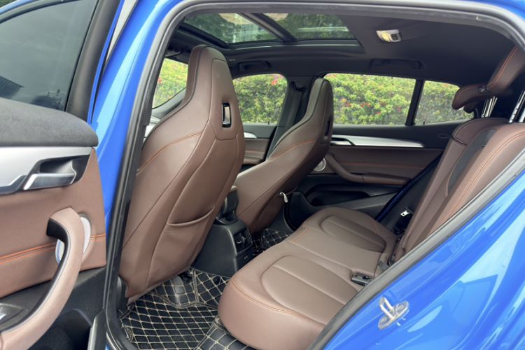 Used BMW X2 2021 Restyled sDrive25i Midnight Edition Interior 2