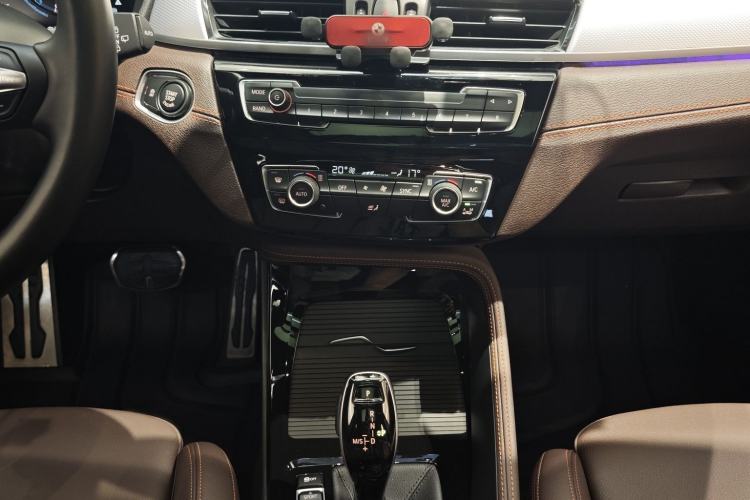 Used BMW X2 2021 Restyled sDrive25i Midnight Edition Interior 2