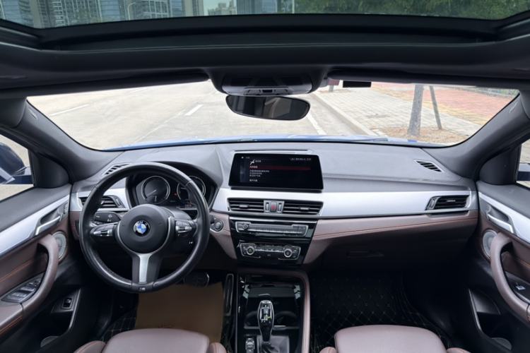 Used BMW X2 2021 Restyled sDrive25i Midnight Edition Interior 5