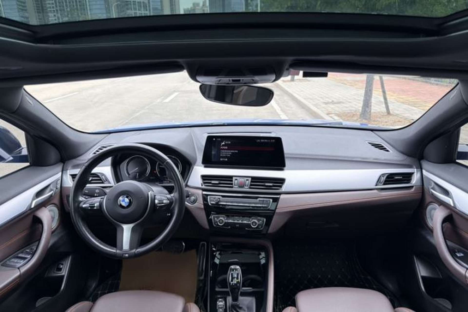 Used BMW X2 2021 Restyled sDrive25i Midnight Edition Interior 5