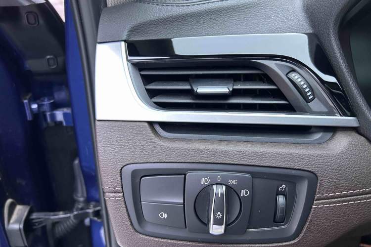 Used BMW X2 2021 Restyled sDrive25i M Sport Package Interior 6