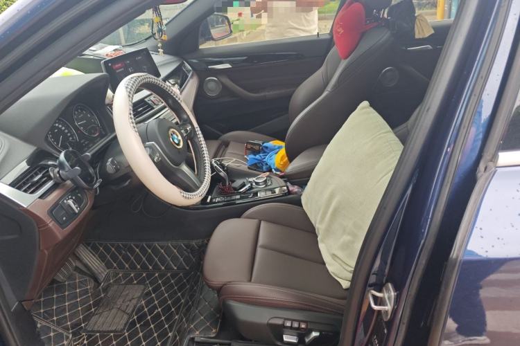 Used BMW X2 2021 sDrive25i Leading Model M Off-Road Package Left Front Seat