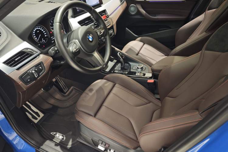 Used BMW X2 2021 Restyled sDrive25i Midnight Edition Left Front Seat