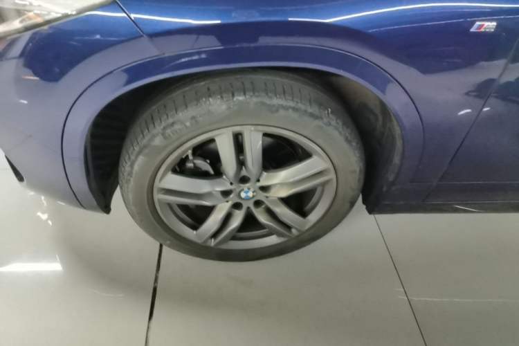 Used BMW X2 2021 sDrive25i Leading Model M Sport Package Left Front Wheel Hub