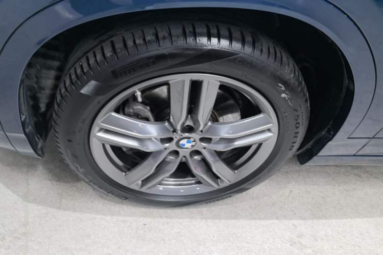 Used BMW X2 2021 Restyled sDrive25i M Sport Package Left Front Wheel Hub