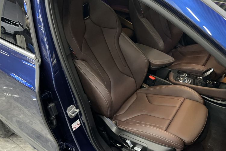 Used BMW X2 2021 sDrive25i Luxury M Sport Package Right Front Seat