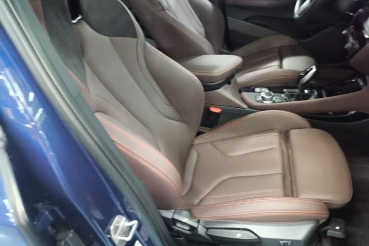 Used BMW X2 2021 sDrive25i Sport Edition Right Front Seat