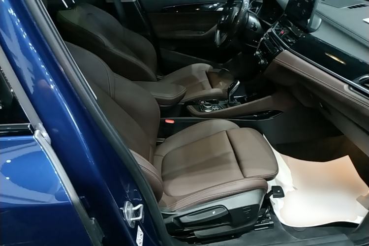 Used BMW X2 2021 Restyled sDrive25i M Sport Package Right Front Seat