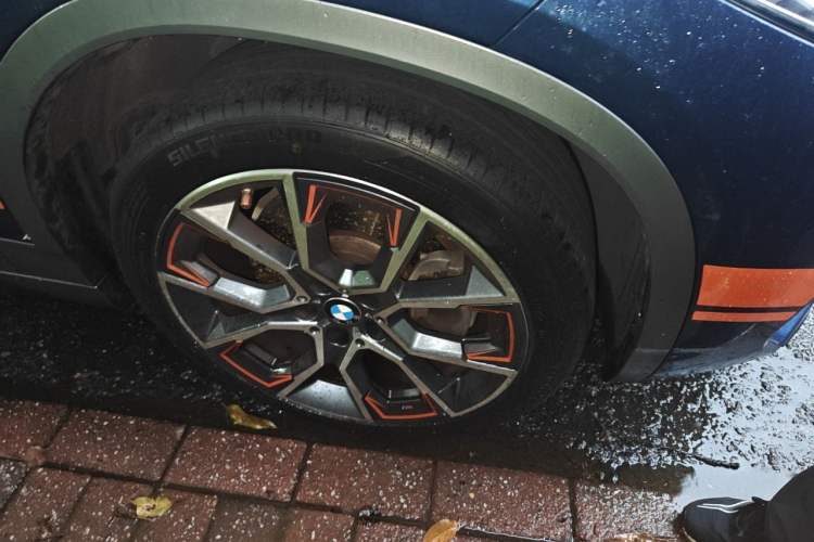 Used BMW X2 2021 sDrive25i Sport Edition Right Front Wheel Hub
