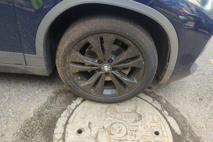 Used BMW X2 2021 sDrive20i M Sport Package Right Front Wheel Hub