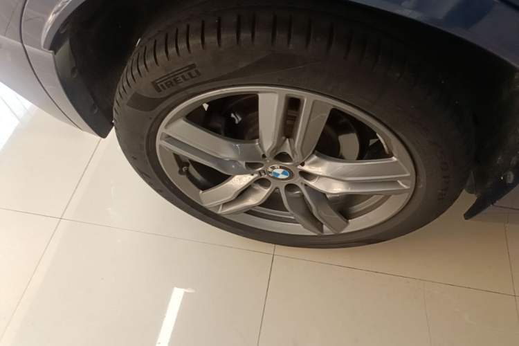 Used BMW X2 2021 sDrive25i M Sport Package Right Rear Wheel Hub