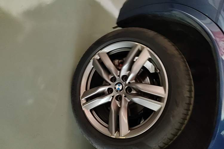 Used BMW X2 2021 Restyled sDrive25i M Sport Package Right Rear Wheel Hub