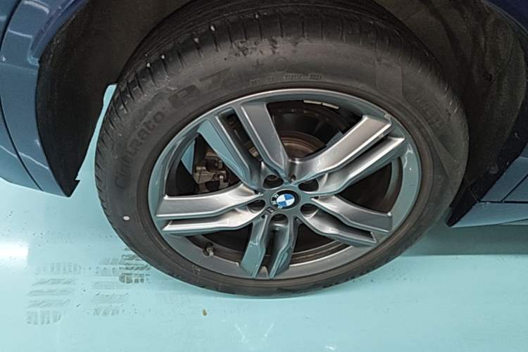 Used BMW X2 2021 Restyled sDrive25i M Sport Package Right Rear Wheel Hub
