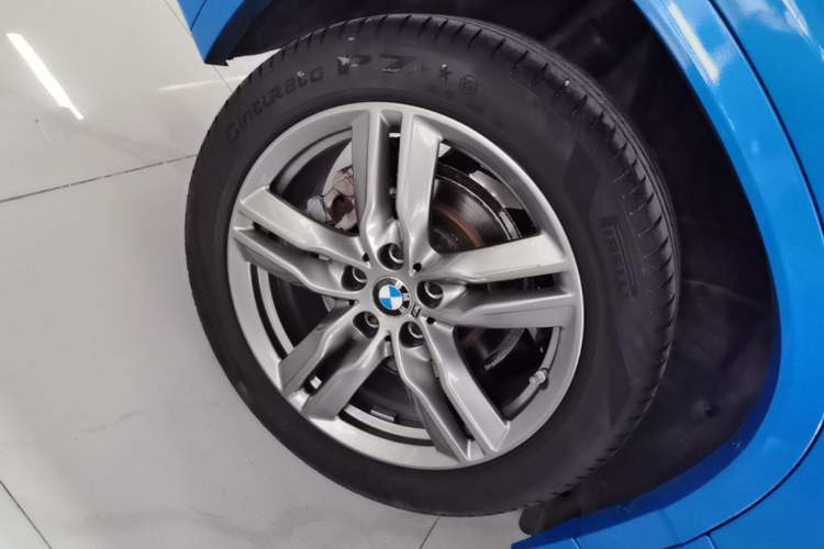 Used BMW X2 2021 sDrive25i M Sport Package Right Rear Wheel Hub