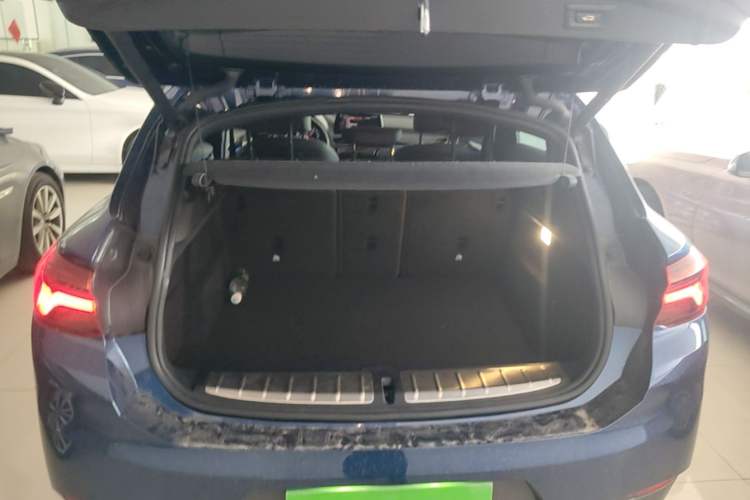 Used BMW X2 2021 sDrive25i Leading Model M Sport Package Trunk