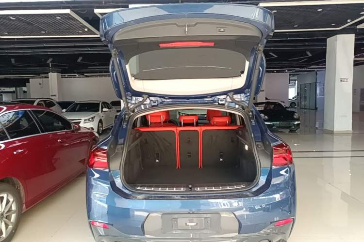Used BMW X2 2021 sDrive25i M Sport Package Trunk
