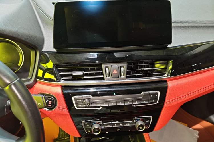 Used BMW X2 2021 Restyled sDrive25i M Sport Package Audio And AC Panel
