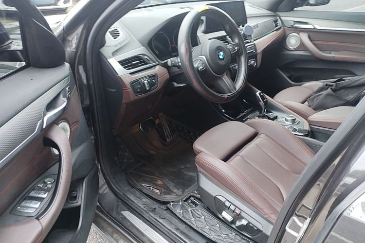 Used BMW X2 2021 Restyled sDrive25i Sharp Edition Driver Seat