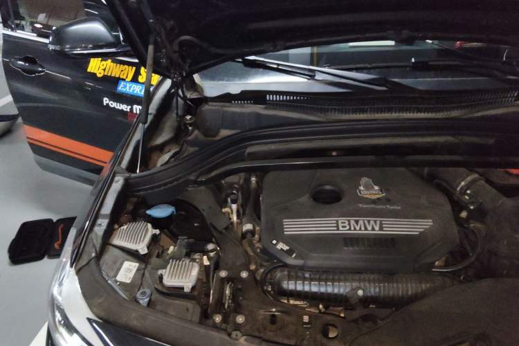 Used BMW X2 2021 Restyled sDrive25i Sharp Edition Engine Bay Right