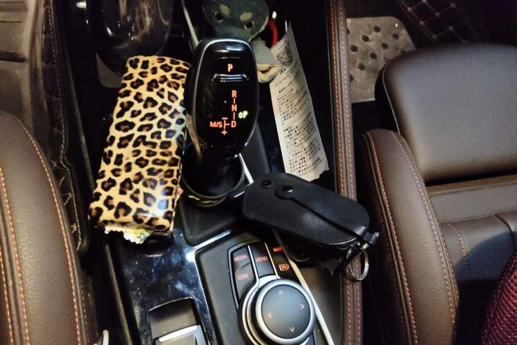 Used BMW X2 2021 Restyled sDrive25i Sharp Edition Gear Lever