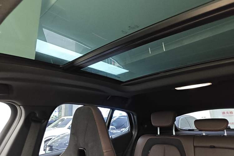 Used BMW X2 2021 Restyled sDrive25i Sharp Edition Headliner