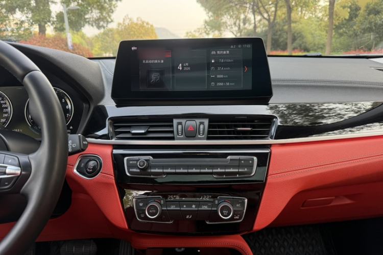 Used BMW X2 2021 Restyled sDrive25i M Sport Package Interior 3