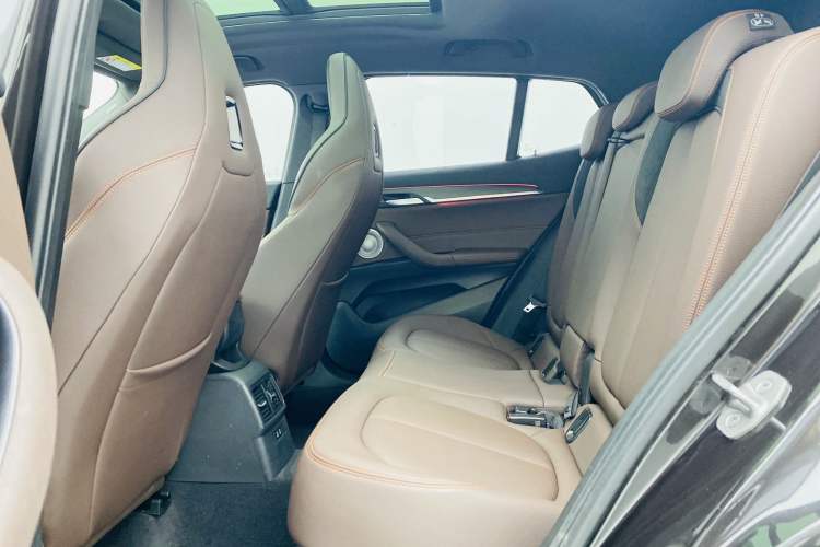 Used BMW X2 2021 Restyled sDrive25i Sharp Edition Interior 4